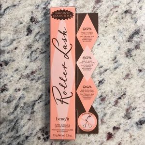 Benefit Roller Lash Brown Mascara - new unopened